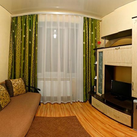 De Luxe Otel Khmilnyk Dış mekan fotoğraf